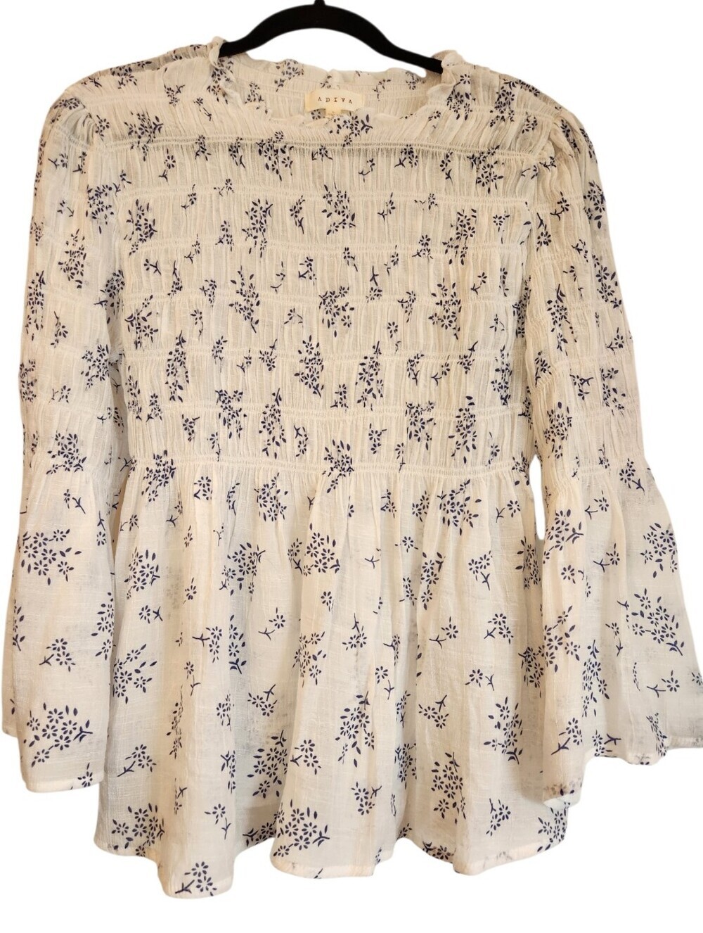 Adiva White/Blue Floral Smocked Prairie Top Sz L Peasant Bell Sleeve Lightweight